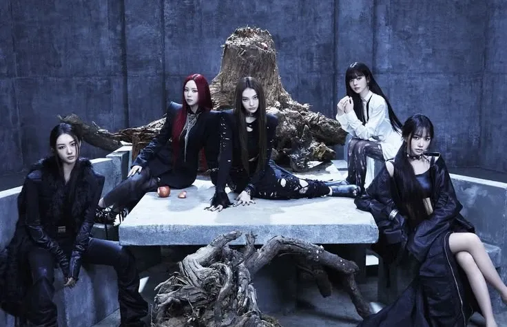 Behind-the-scenes cut of MEOVV