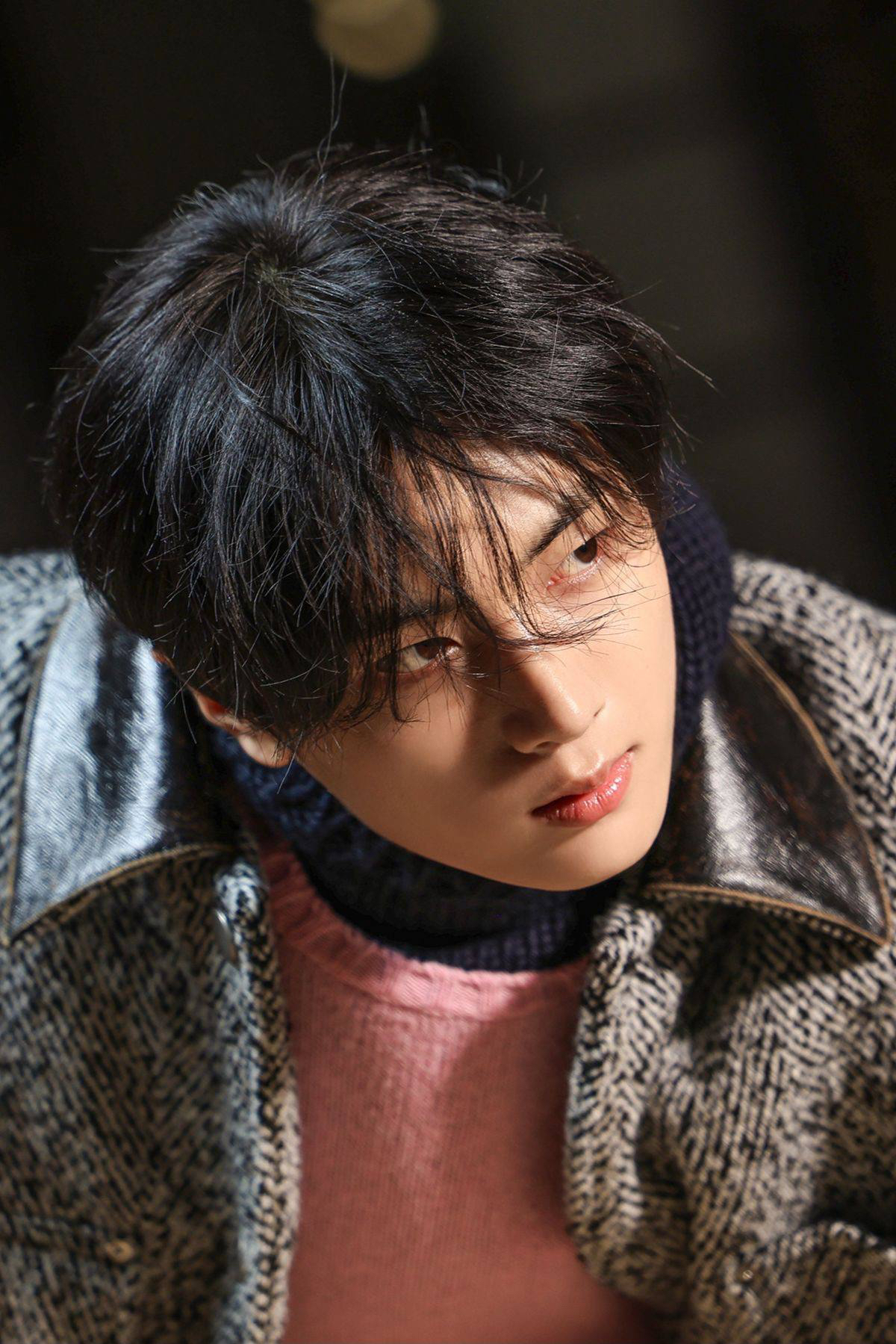 제이 (ENHYPEN)의 최신 사진