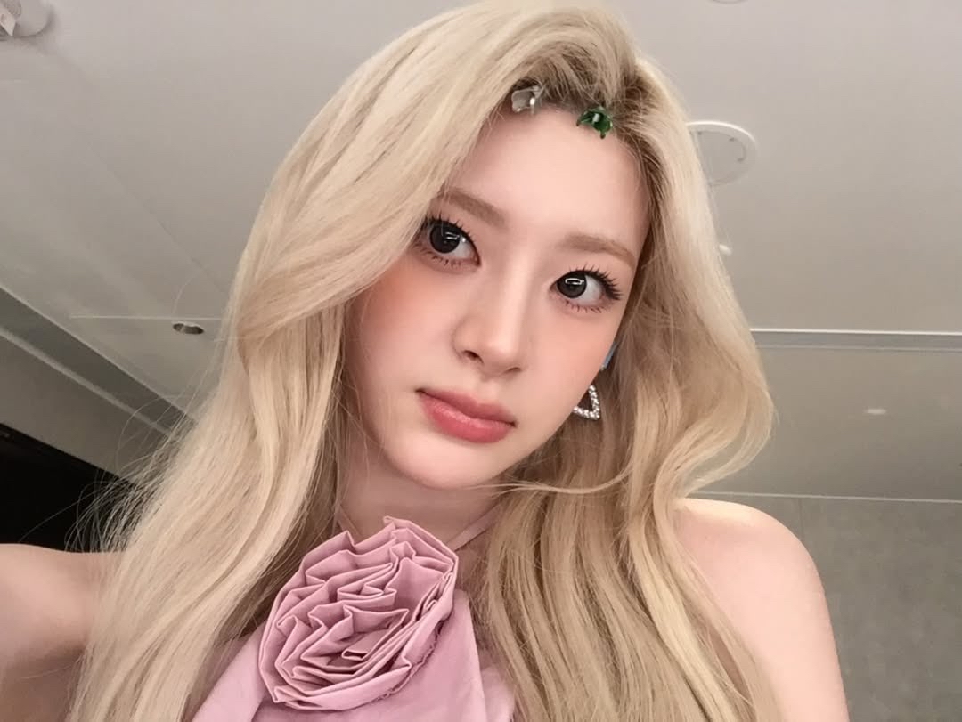 A moment captured by STAYC's fan