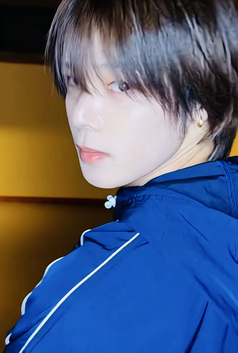 A moment captured by K (&TEAM)'s fan