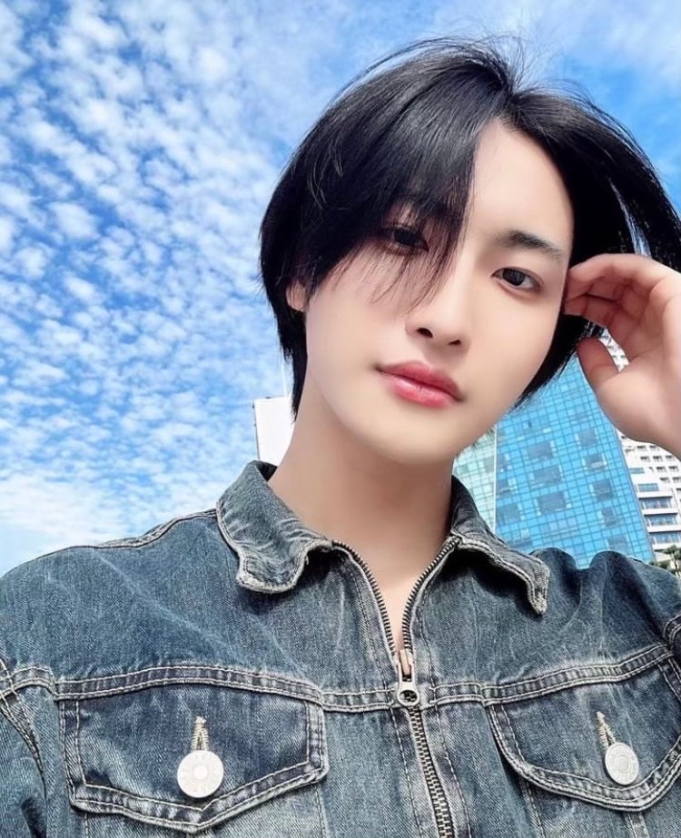 Latest photo of Seonghwa (ATEEZ)