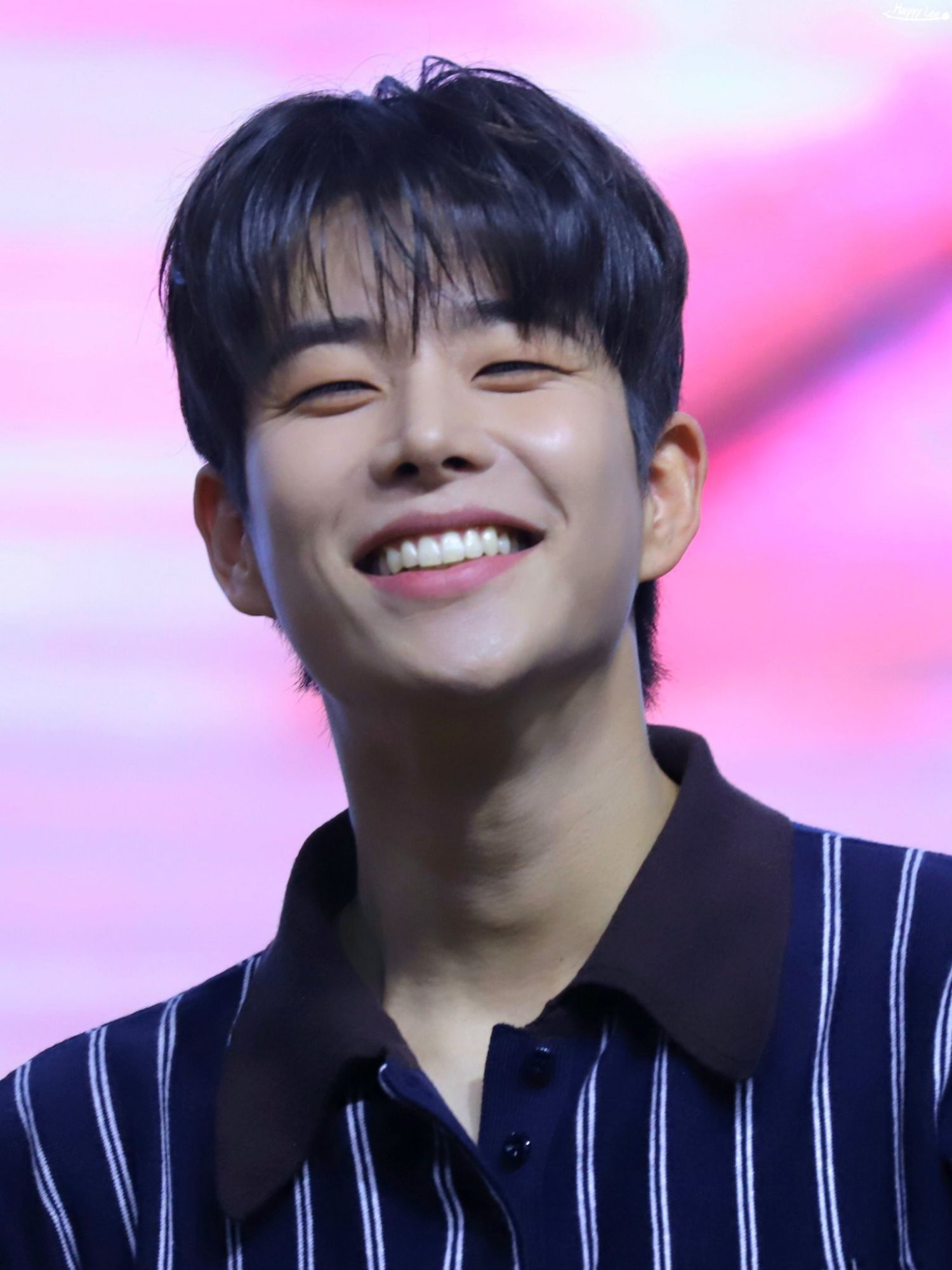 Behind-the-scenes cut of MJ (ASTRO)