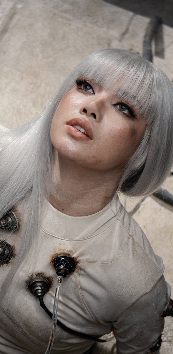 Latest photo of Lisa (BLACKPINK)