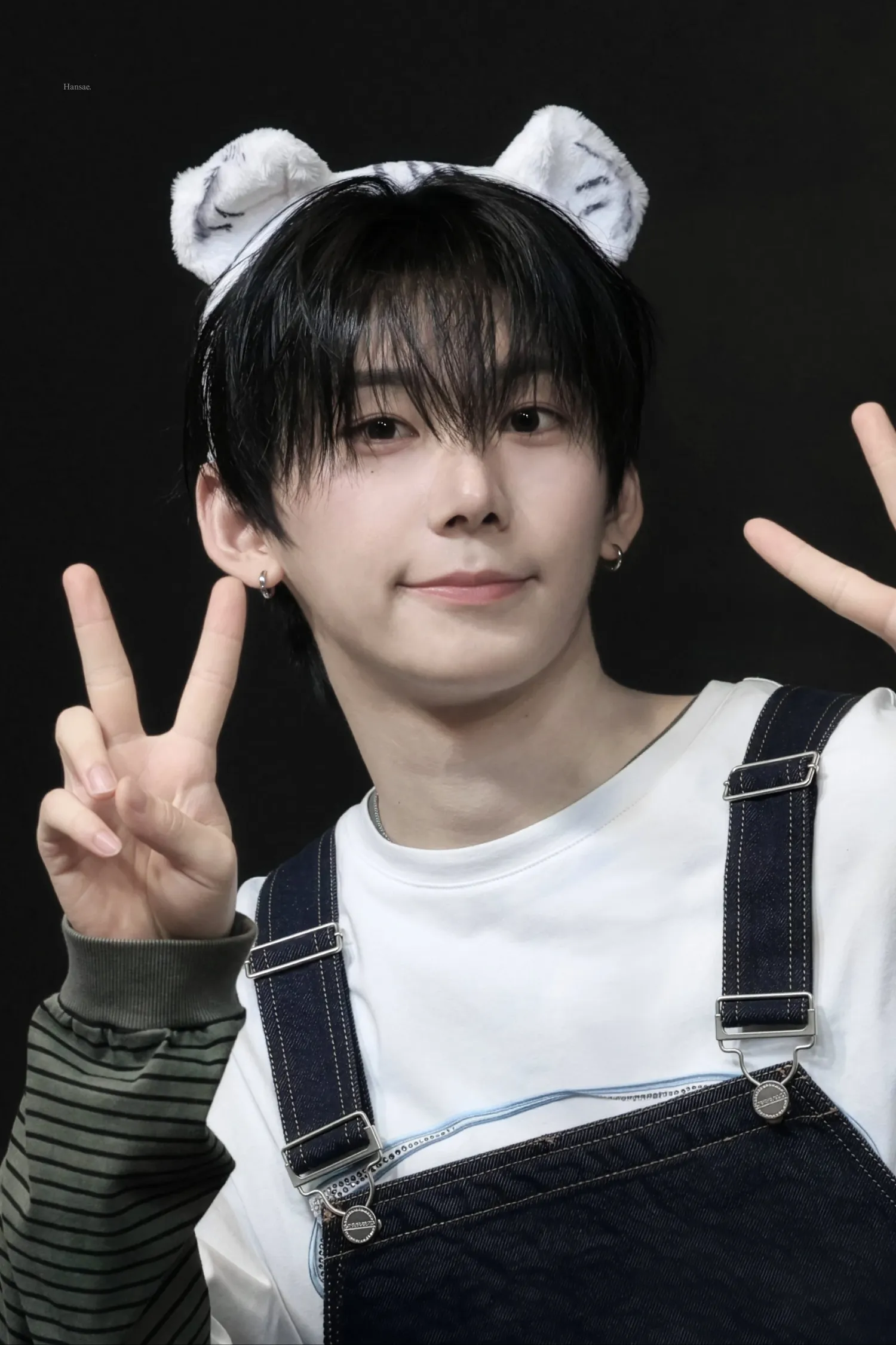 Behind-the-scenes cut of Park Han (AHOF)