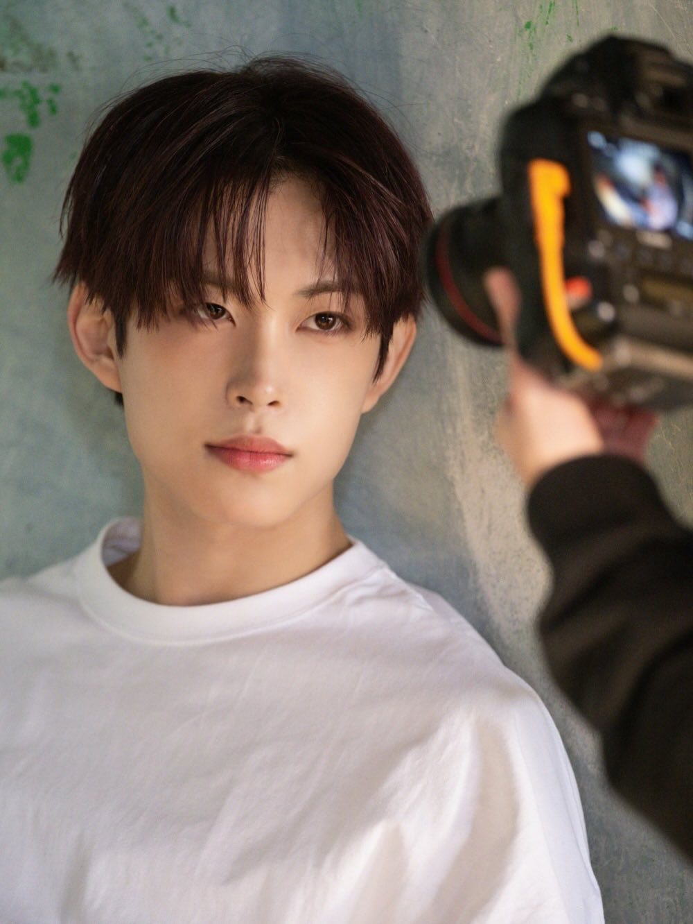 Behind-the-scenes cut of Kim Geonwoo (ALPHA DRIVE ONE)