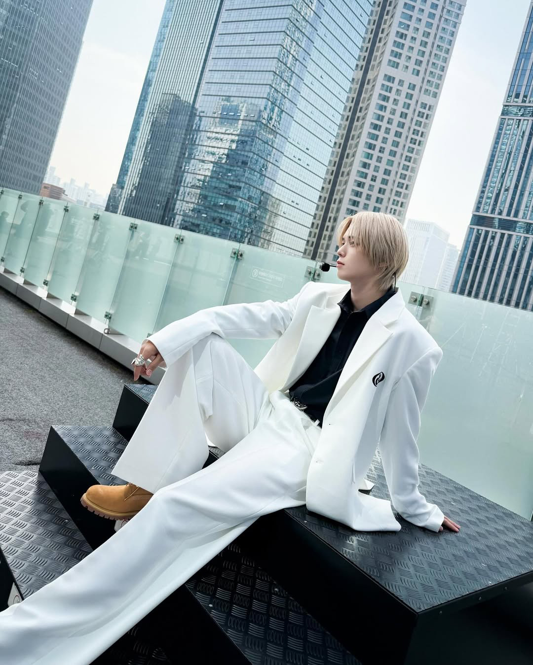 Latest photo of K (&TEAM)