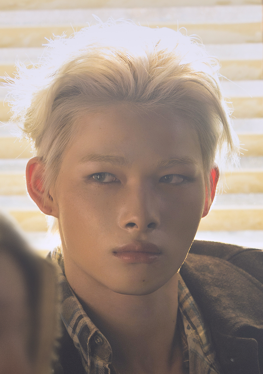 Foto terbaru NI-KI (ENHYPEN)