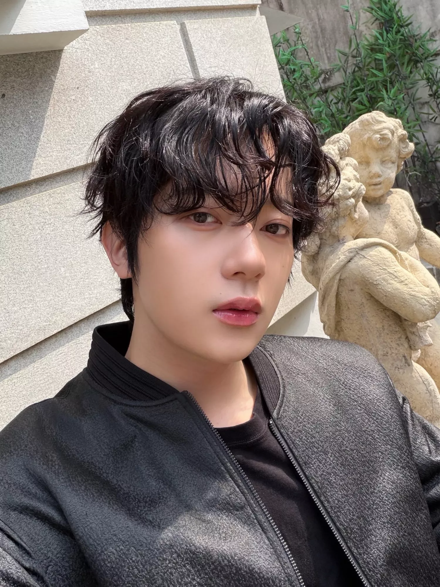 Recent activity shot of YECHAN (OMEGA X)