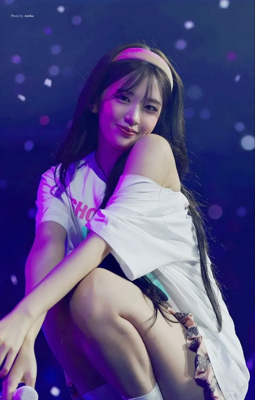 안유진 (IVE) 최근 활동샷