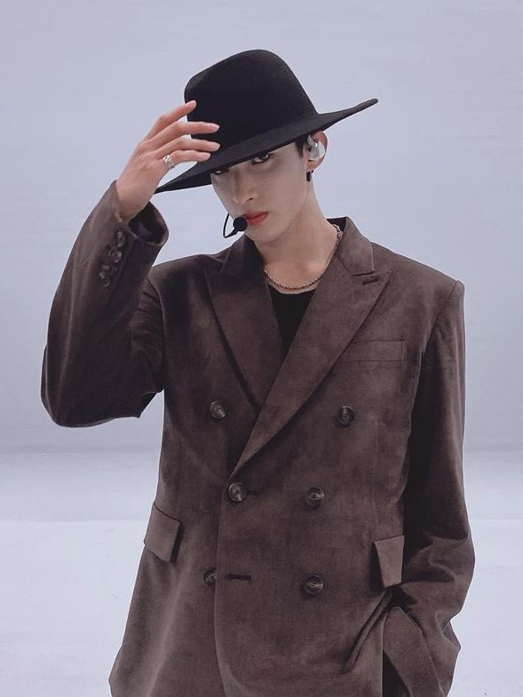 Behind-the-scenes cut of DK (SEVENTEEN)