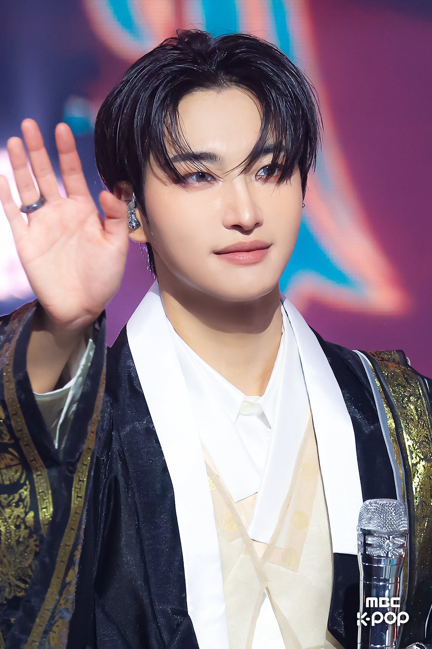 Recent activity shot of Seonghwa (ATEEZ)