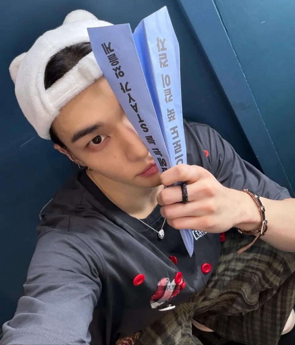 Behind-the-scenes cut of Hyunjin (Stray Kids)