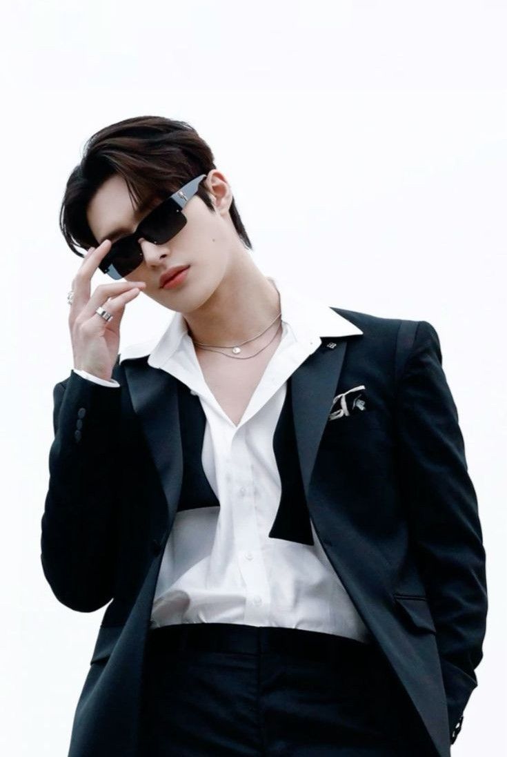 Behind-the-scenes cut of Mingi (ATEEZ)