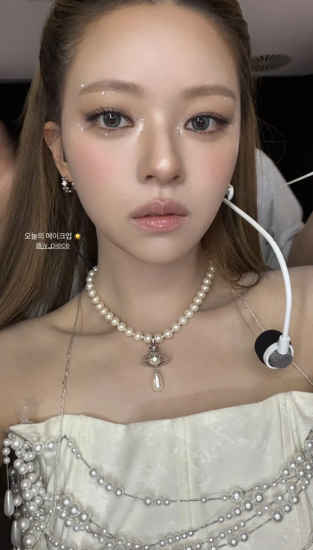 A moment captured by Jeongyeon (TWICE)'s fan