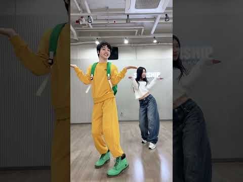 Behind-the-scenes cut of Hyeongjun (CRAVITY)