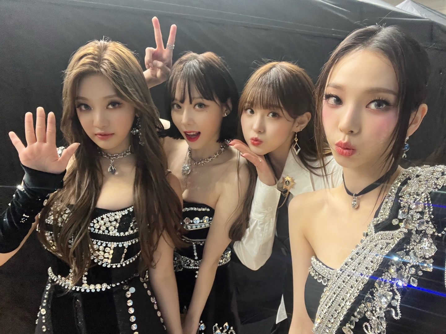 キム・チェヒョン (Kep1er)の舞台裏ショット