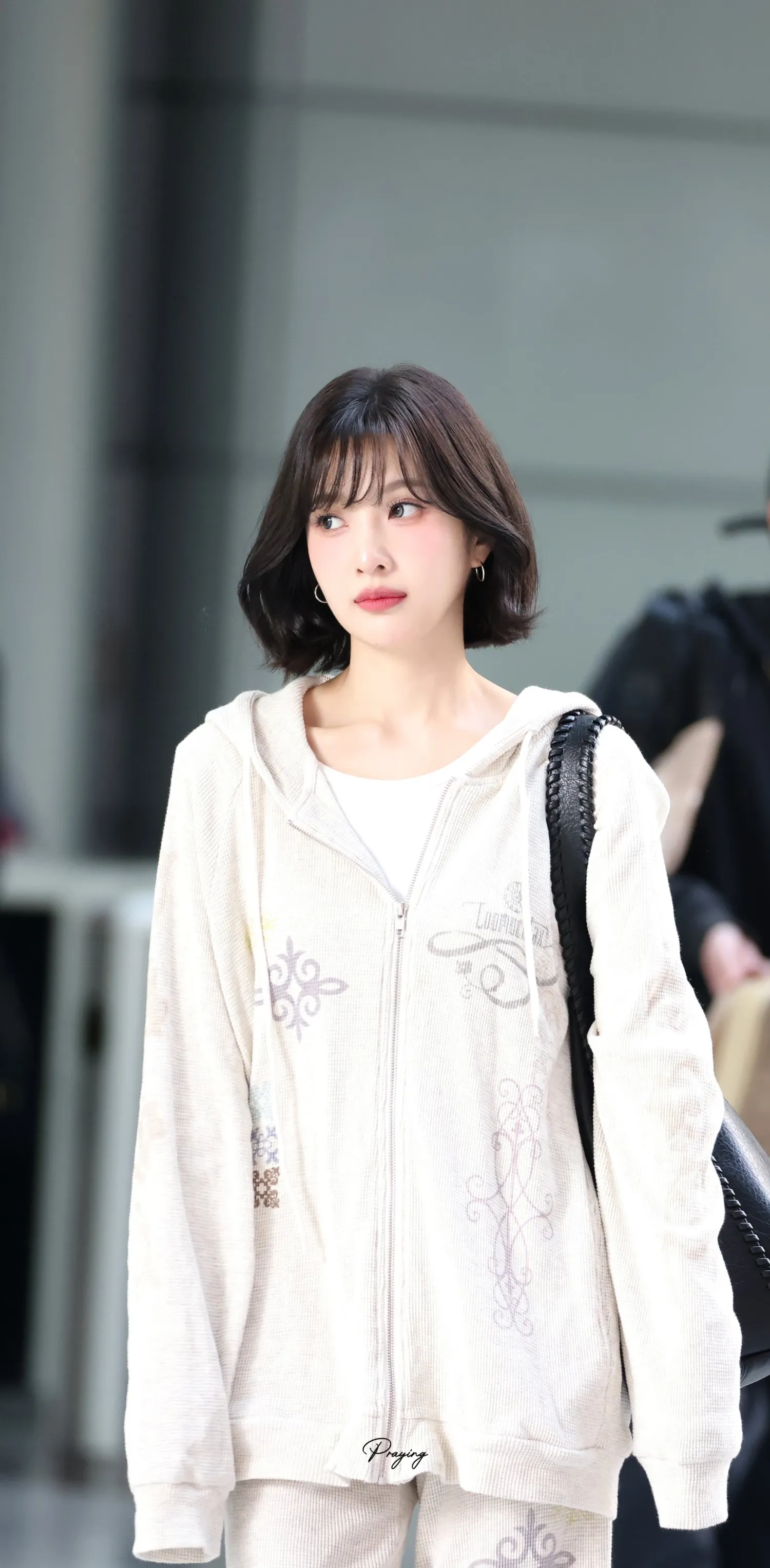 A moment captured by Joy (Red Velvet)'s fan