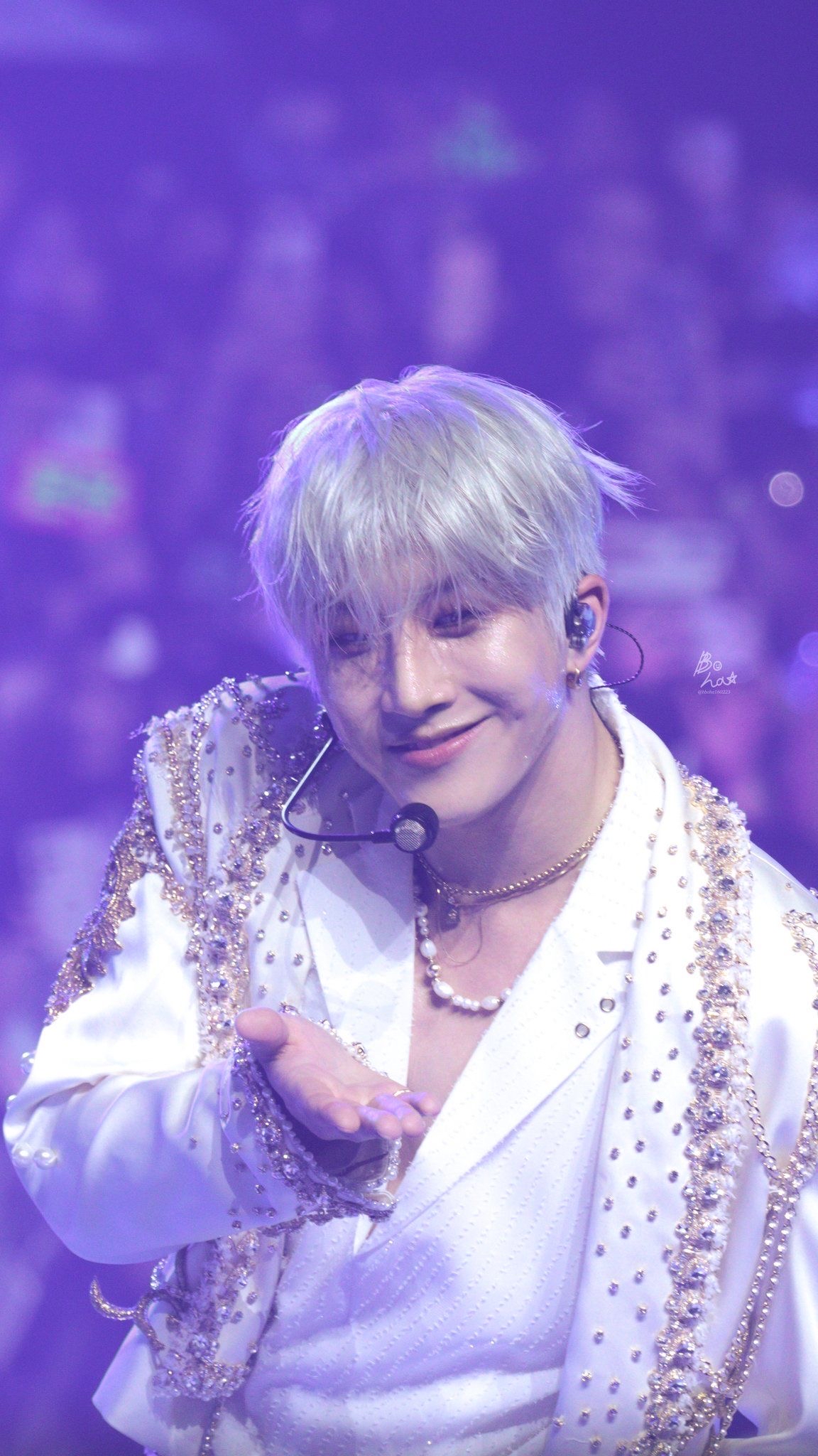 Behind-the-scenes cut of Jinjin (ASTRO)