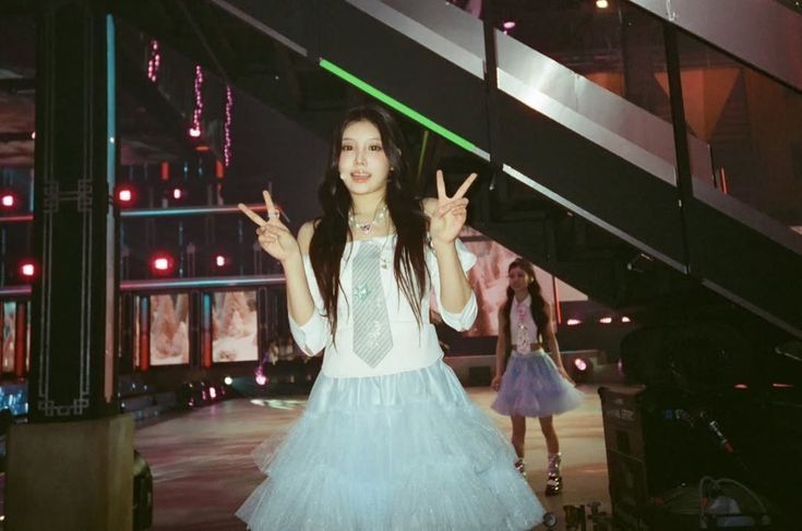 Recent activity shot of Wonhee (ILLIT)