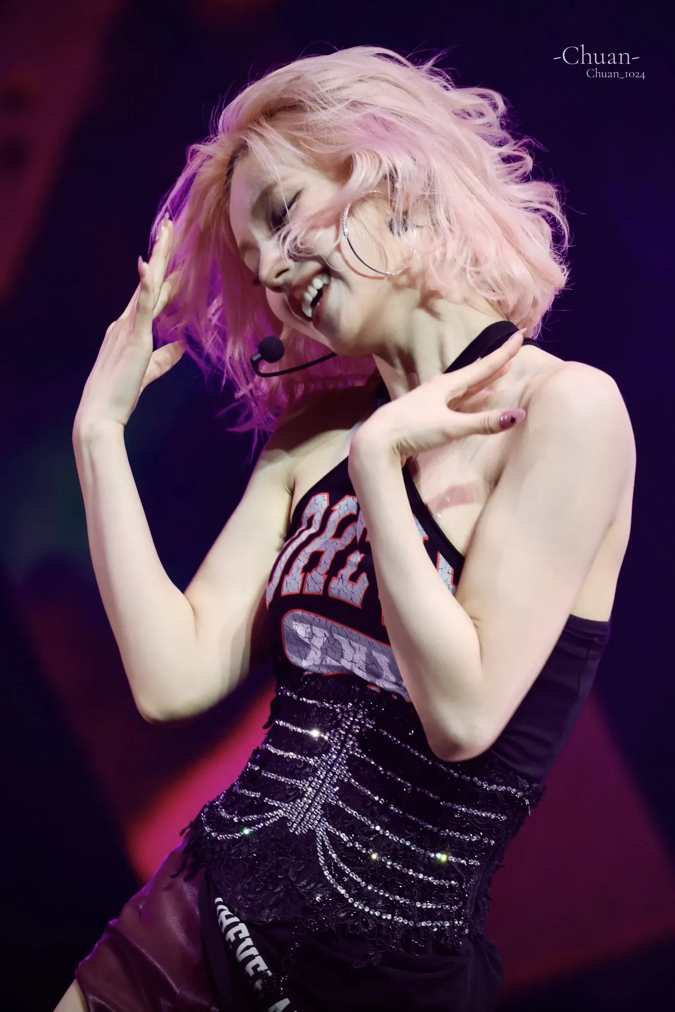 Latest photo of Yeji (ITZY)