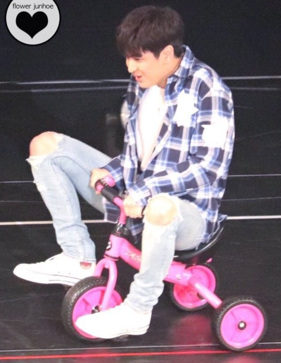 Latest photo of CHAN (iKON)