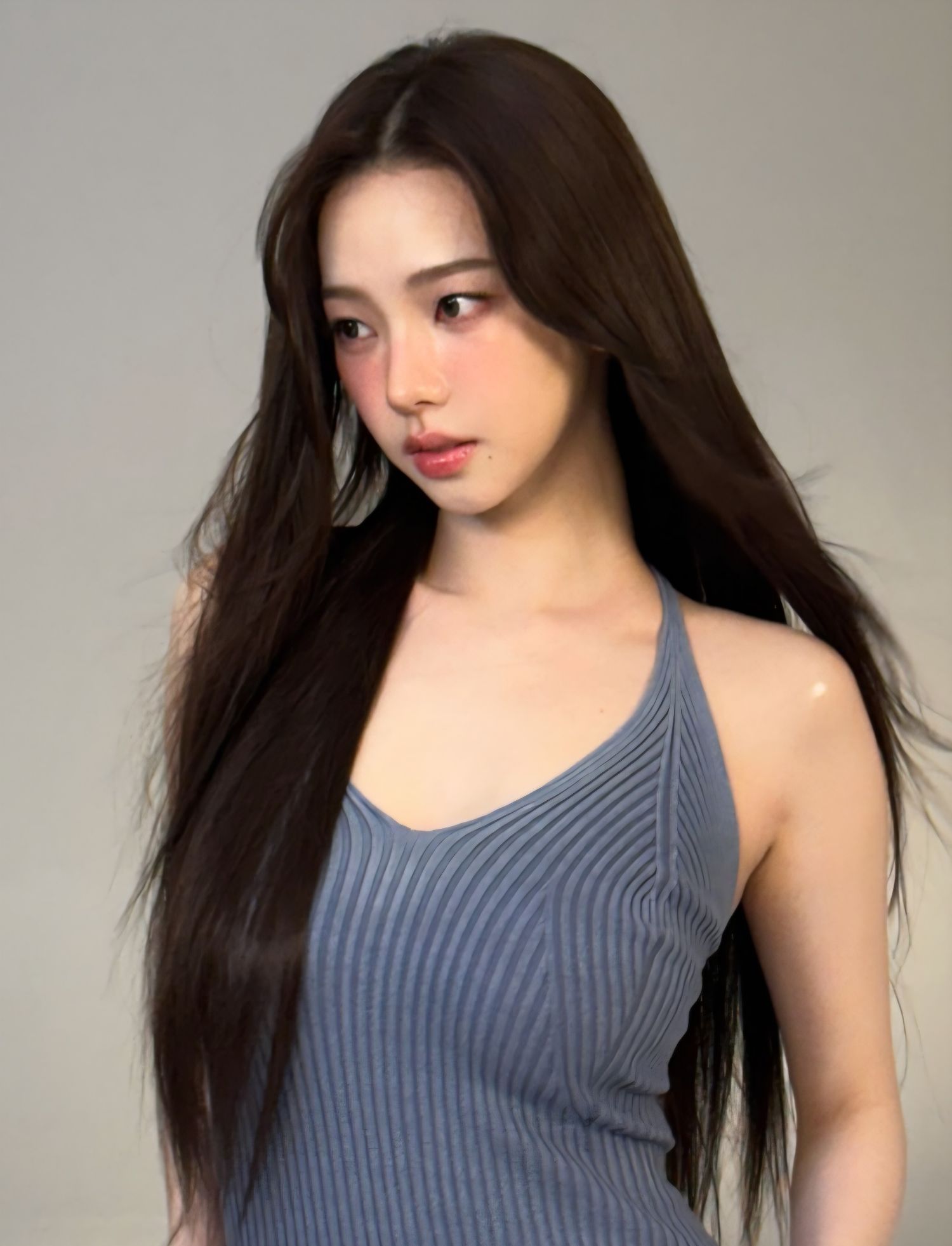 Recent activity shot of Karina (aespa)