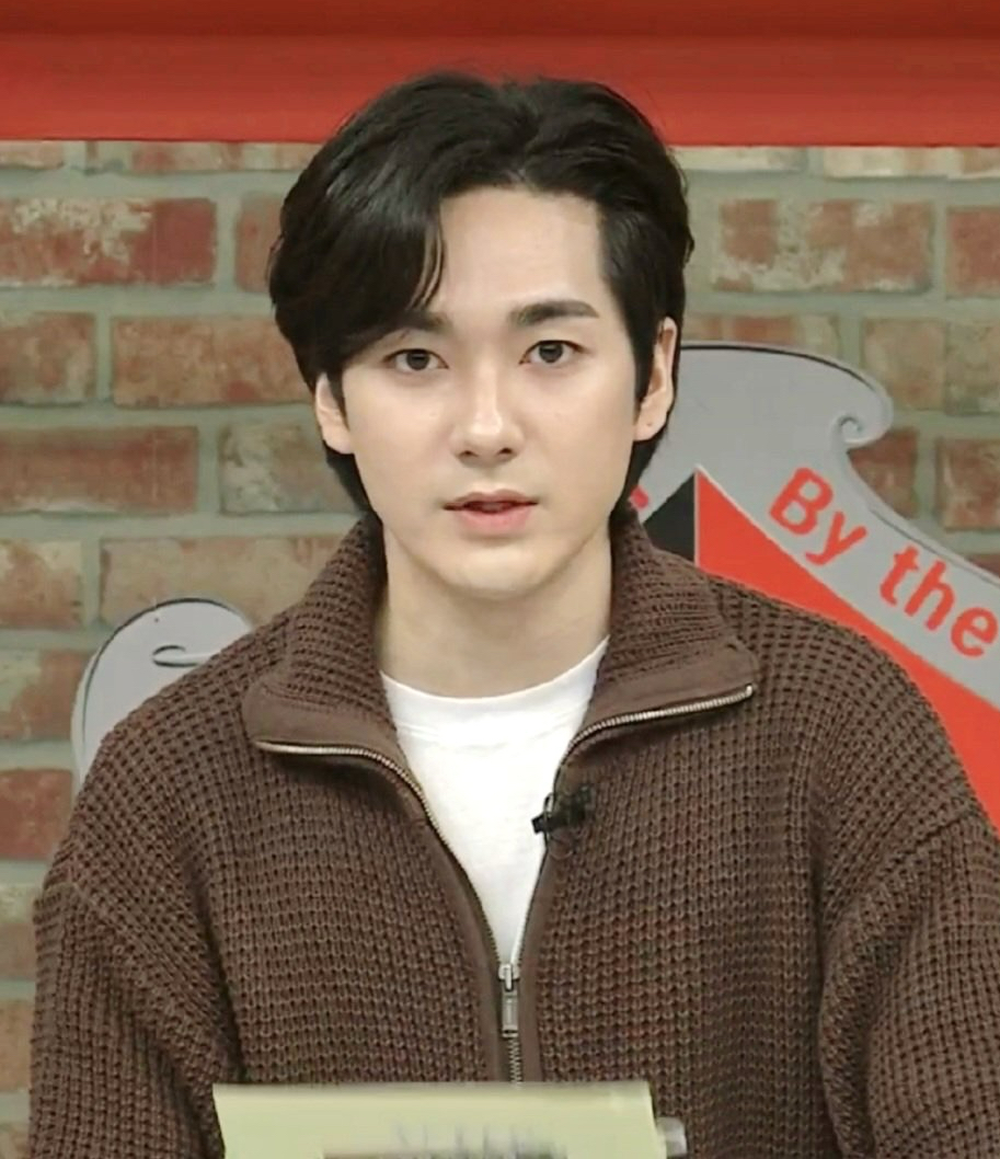 Recent activity shot of Aron