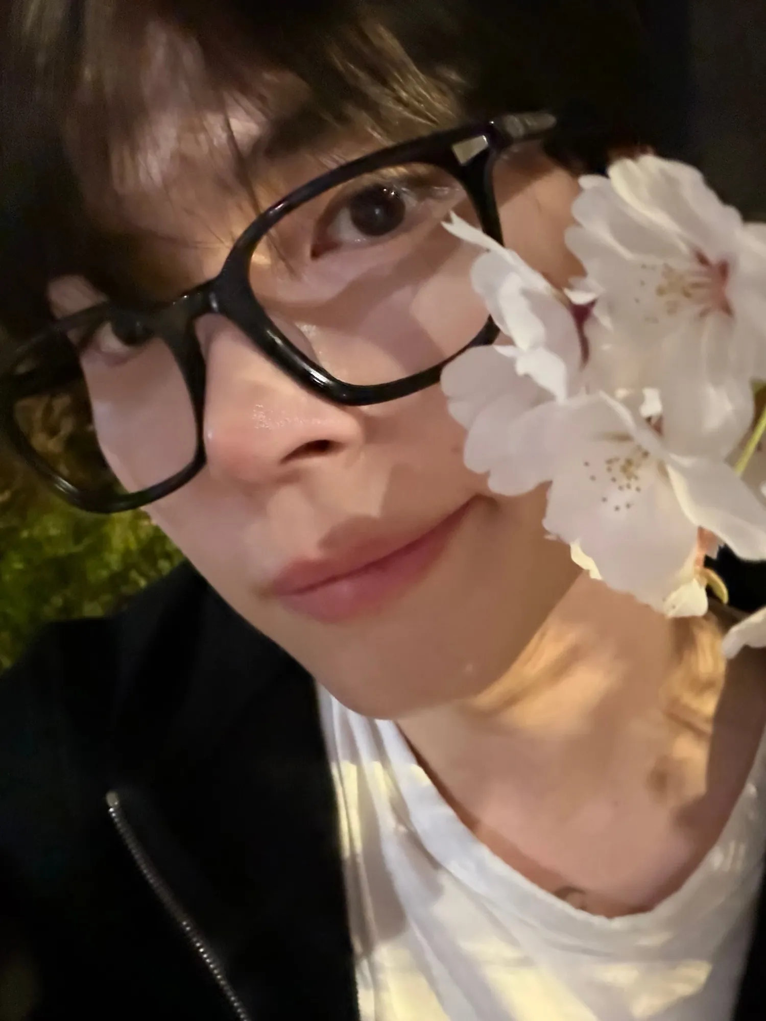 Latest photo of Sung Hanbin (ZEROBASEONE)