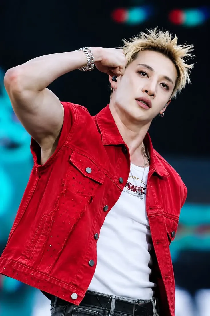 Behind-the-scenes cut of Bang Chan (Stray Kids)