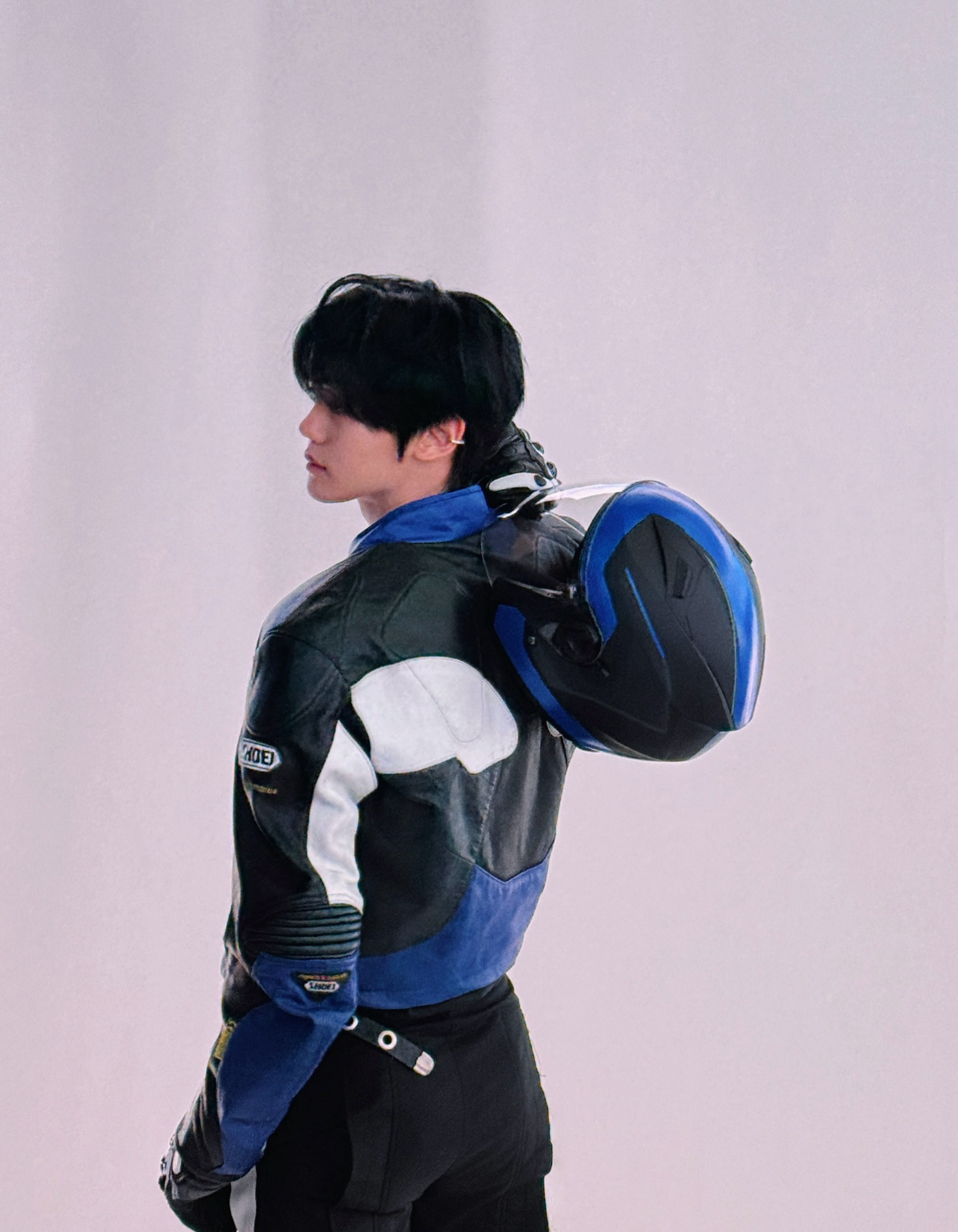 Behind-the-scenes cut of Kim Gyuvin (ZEROBASEONE)