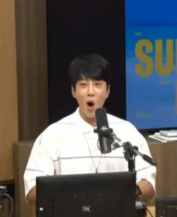 Latest photo of Hwang Chiyeol