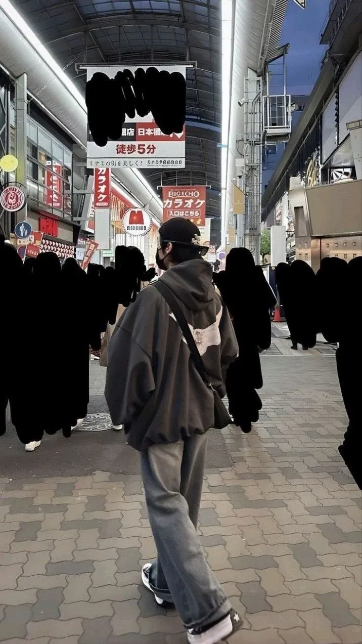 The most beloved wallpaper among Lee Know (Stray Kids)'s fans