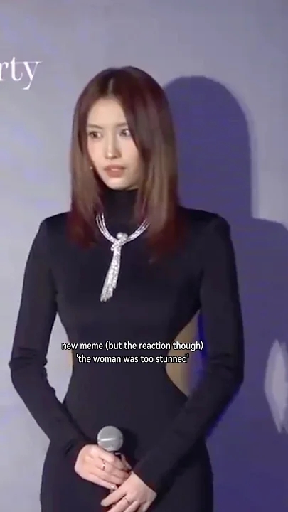 모모 (TWICE)의 최신 사진