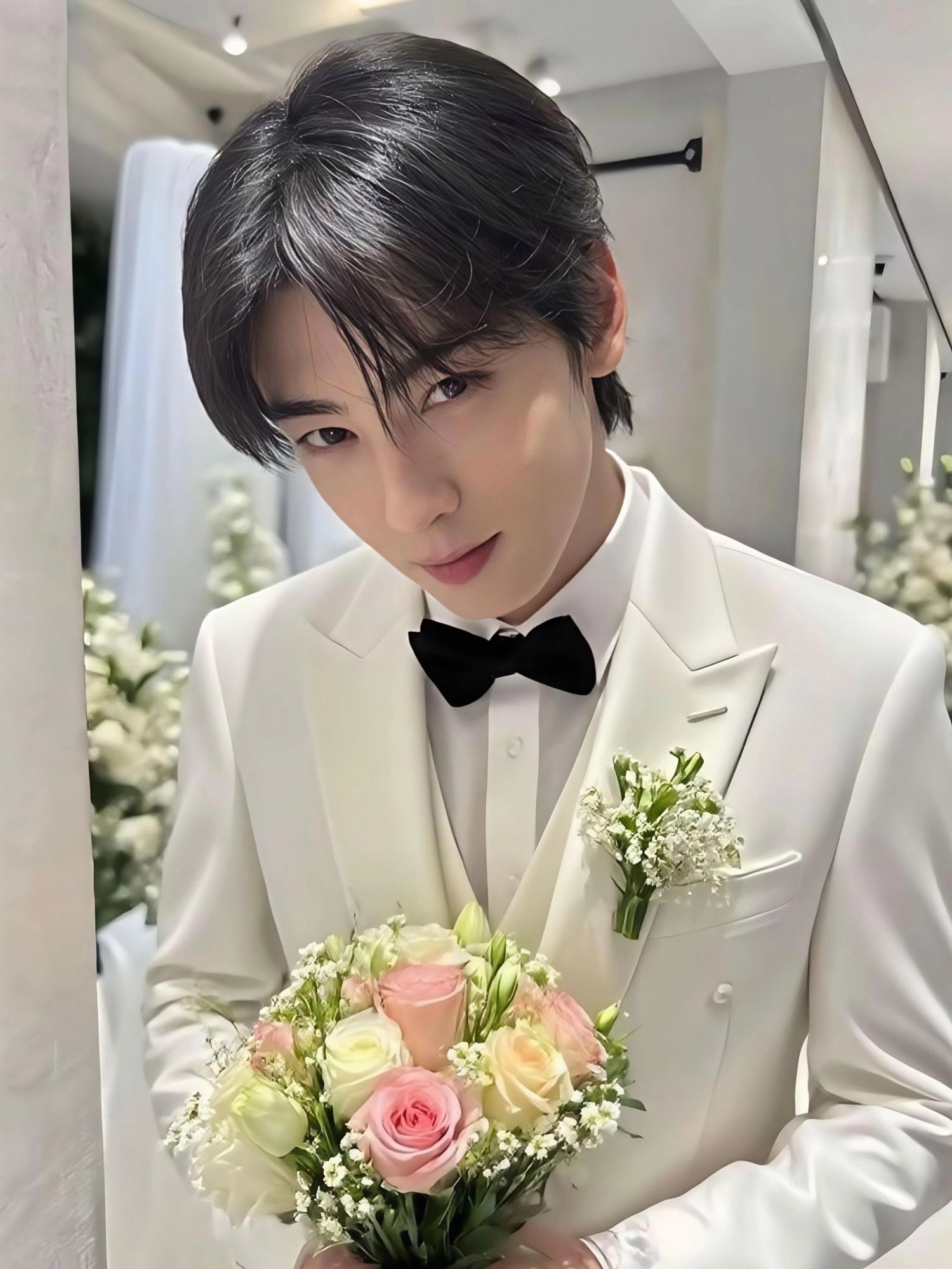 Recent activity shot of Eunwoo (ASTRO)