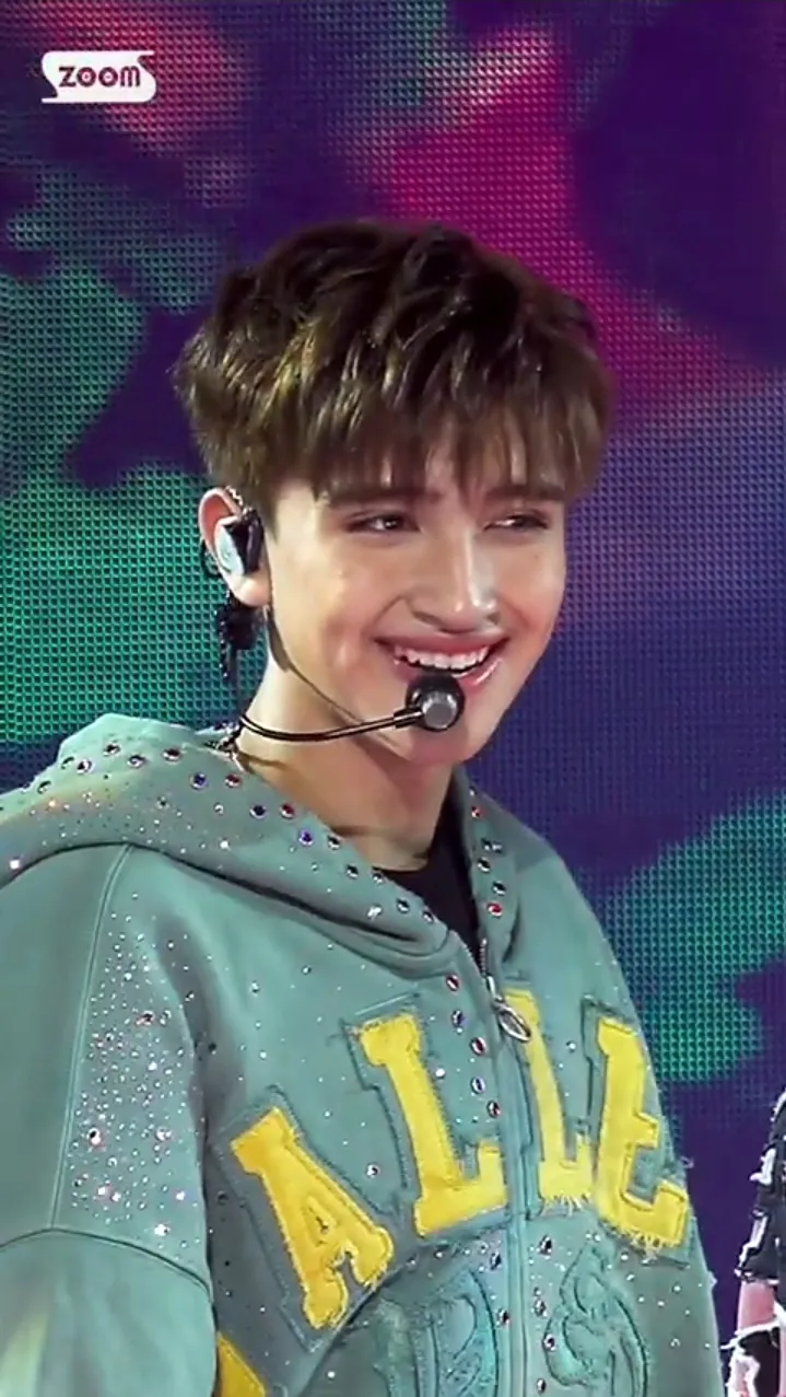 Kenneth (SANTOS BRAVOS)粉丝拍下的瞬间