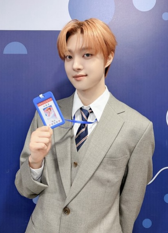 A moment captured by EJ (&TEAM)'s fan