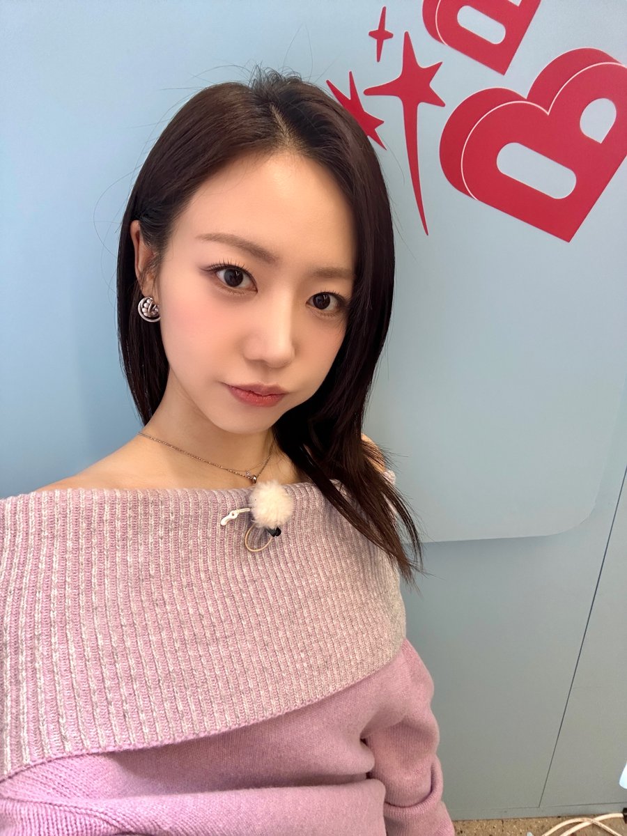 A moment captured by Apink's fan