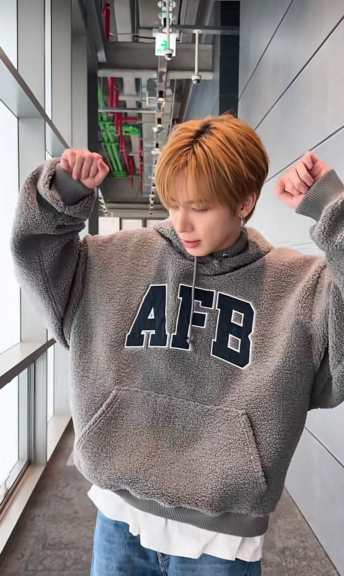 태현 (투모로우바이투게더)의 비하인드 컷