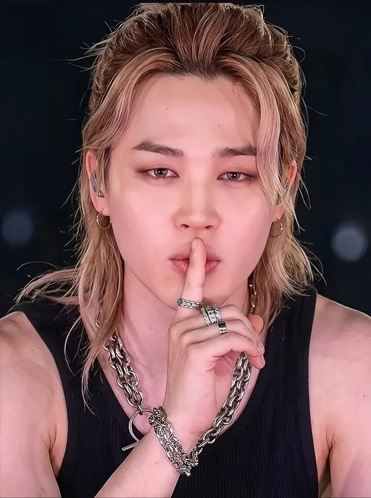 Foto aktivitas terbaru Jimin (BTS)
