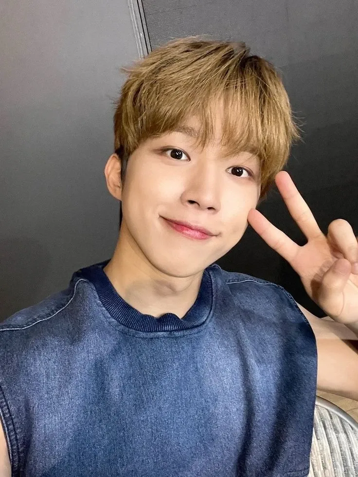 A moment captured by Seo Dongsung (N.Flying)'s fan