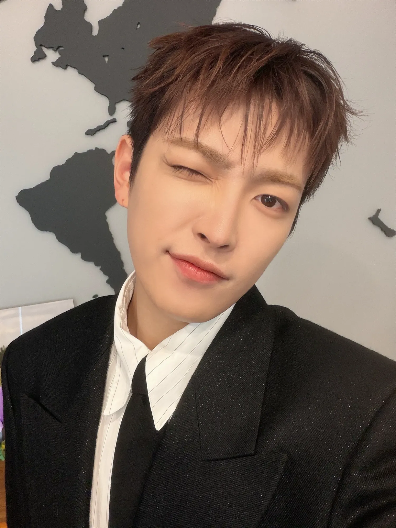 Recent activity shot of Hongjoong (ATEEZ)