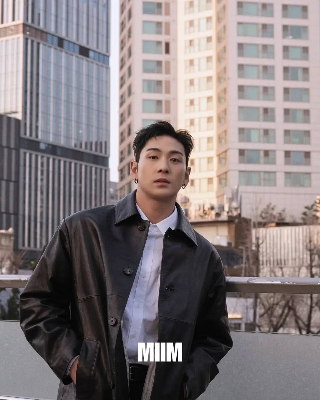백호의 비하인드 컷
