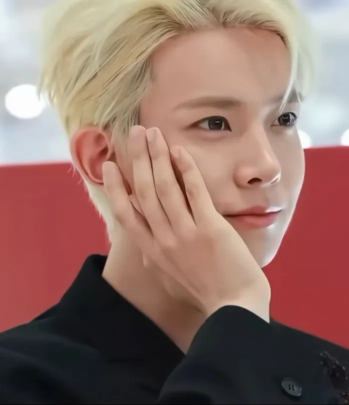 Latest photo of Evan