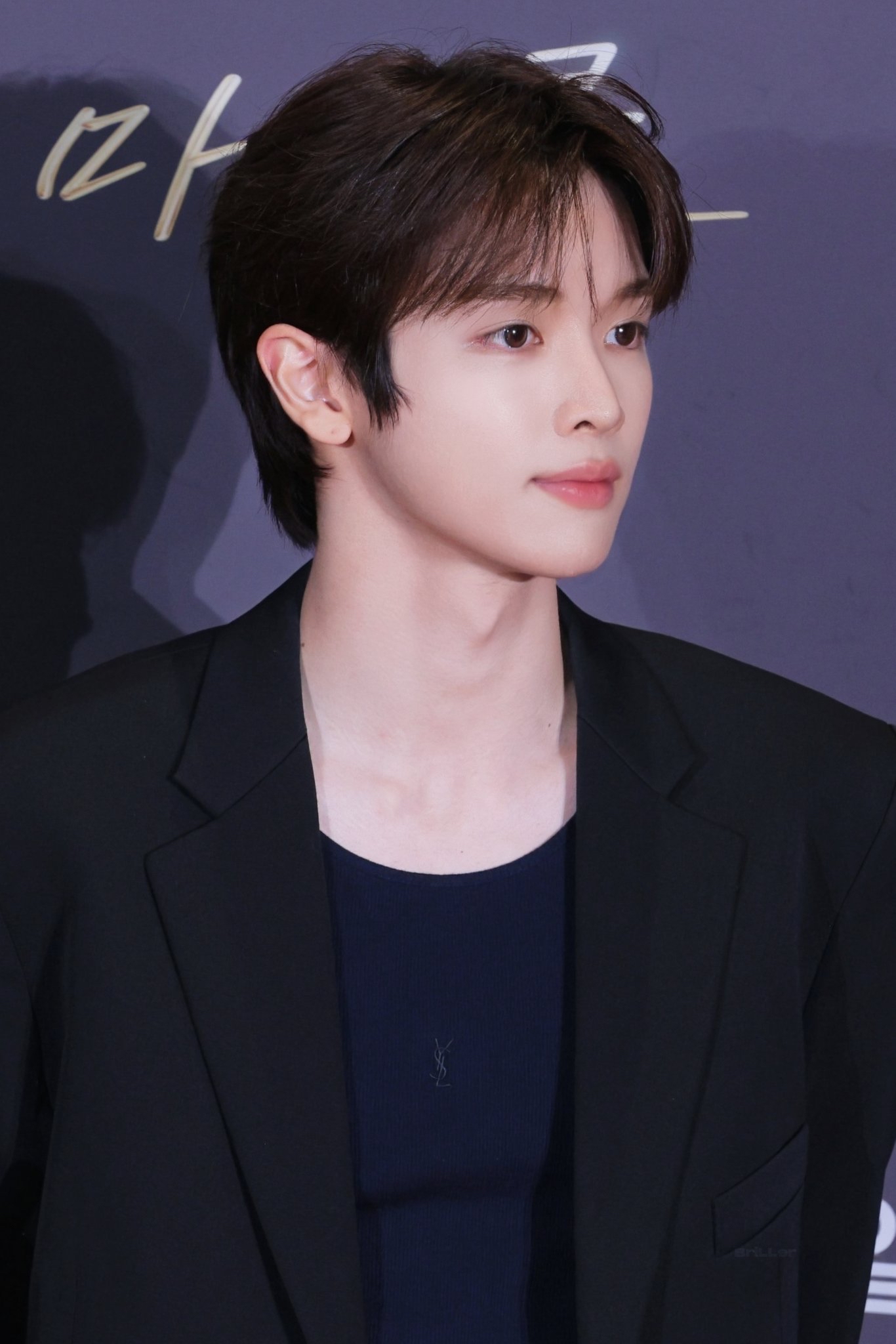Recent activity shot of Sungchan (RIIZE)
