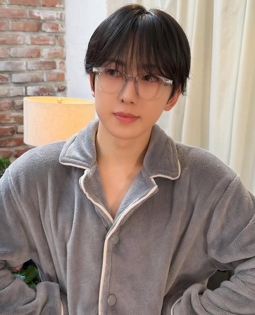 Recent activity shot of Fuma (&TEAM)