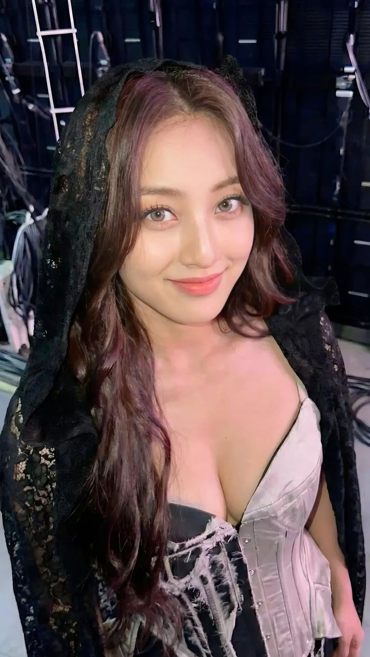 지효 (TWICE)의 비하인드 컷