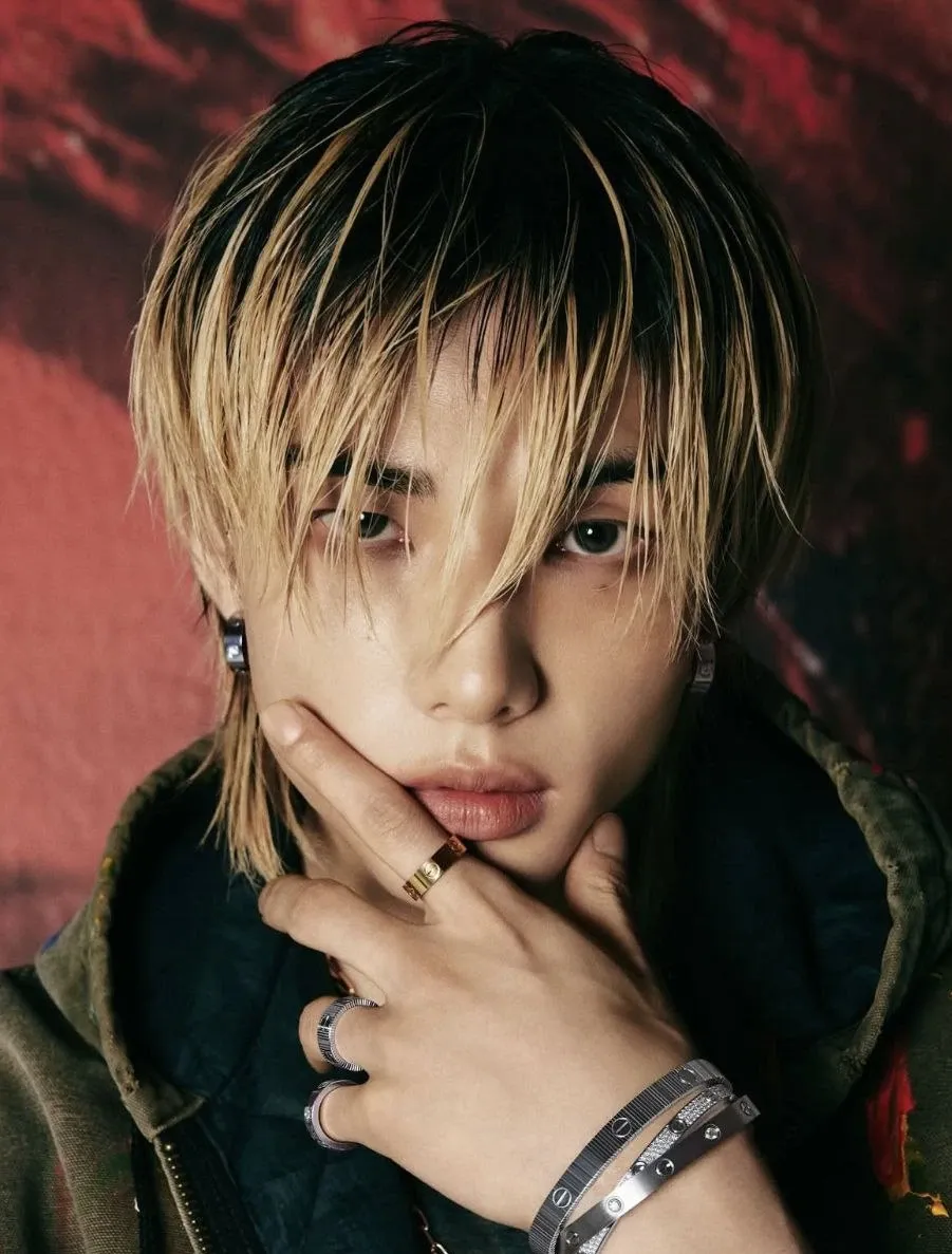 Potret di balik layar Hyunjin (Stray Kids)