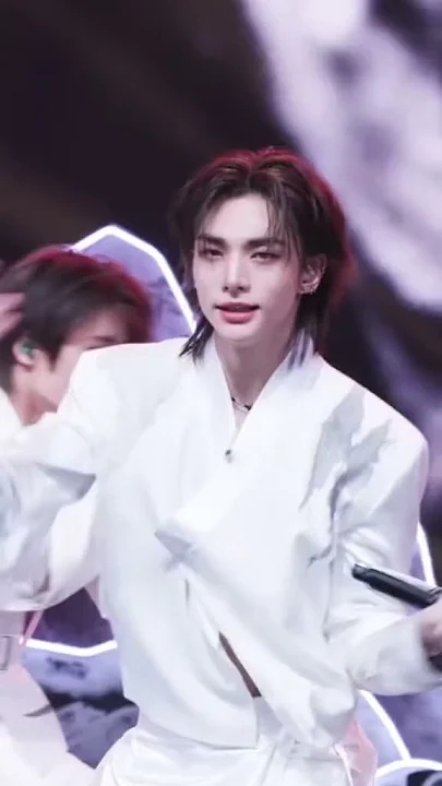 The most beloved wallpaper among Hyunjin (Stray Kids)'s fans