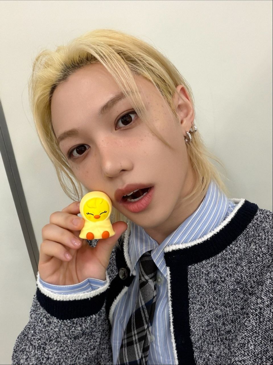 A moment captured by Felix (Stray Kids)'s fan