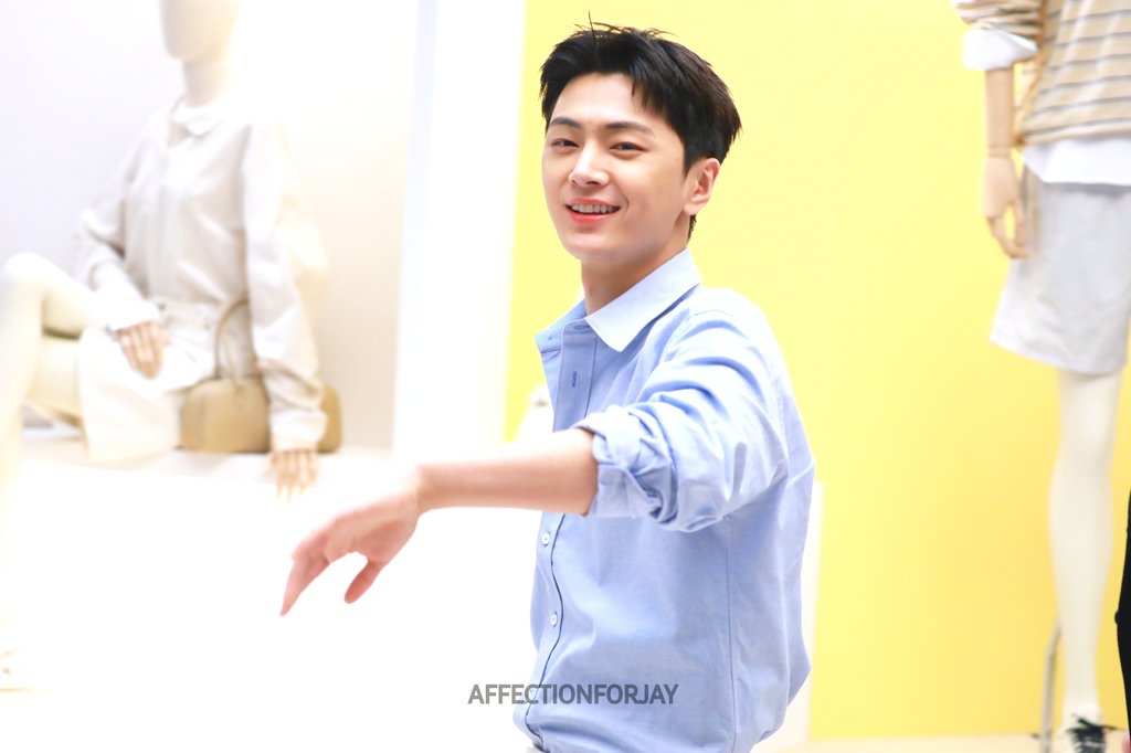 제이 (ENHYPEN) 최근 활동샷